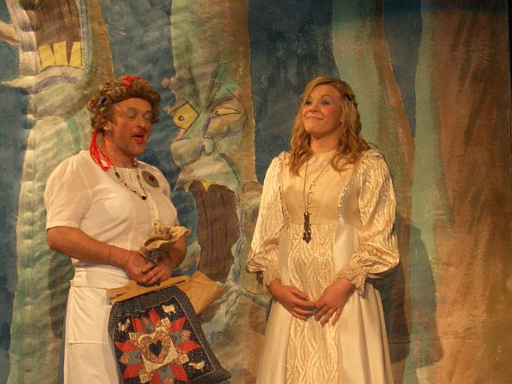 Carmyllie Panto Photo 8